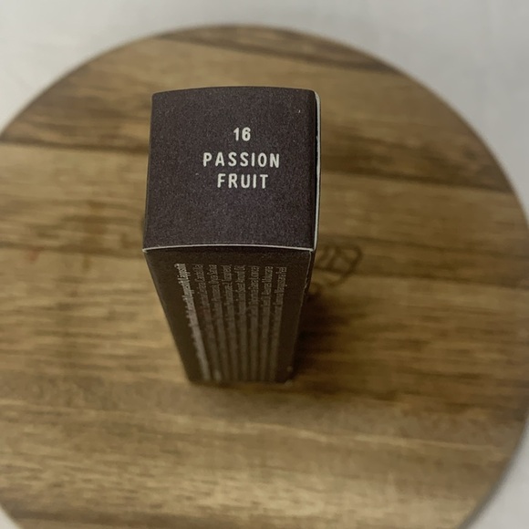 AVEDA Vegan Lipstick Feed My Lips Color Passion Fruit New - Picture 5 of 10